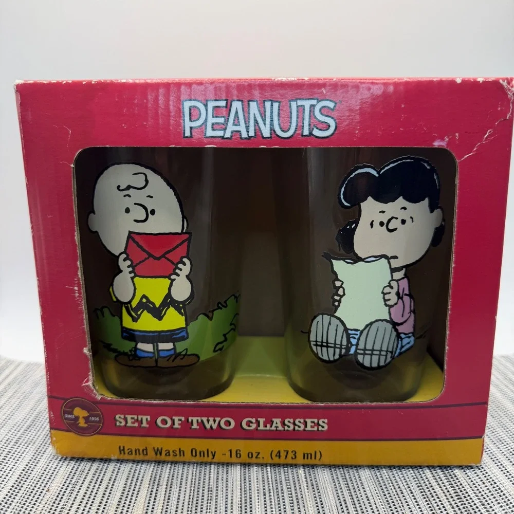 Peanuts Charlie Brown Lucy 16oz Glass Set of 2 Vandor 54561 Vintage Style Boxed